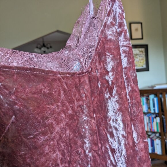 Rose Pink Crushed Velvet Lacy Camisole Tank Top - Picture 2 of 7